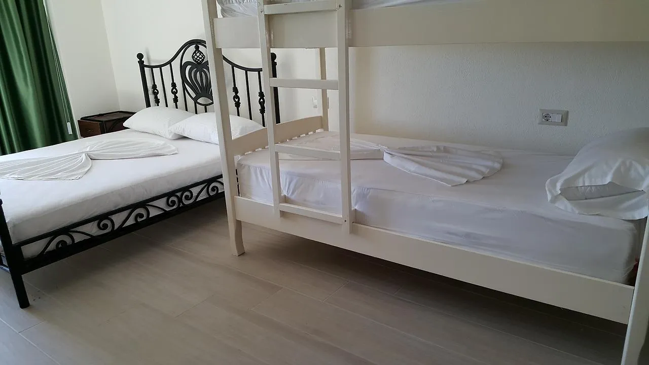 דרמי Hotel Sarajet E Pashait 2 אלבניה