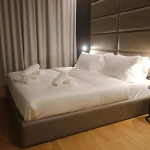 https://boutique-hotel-adelar.hotels-in-tirana.com